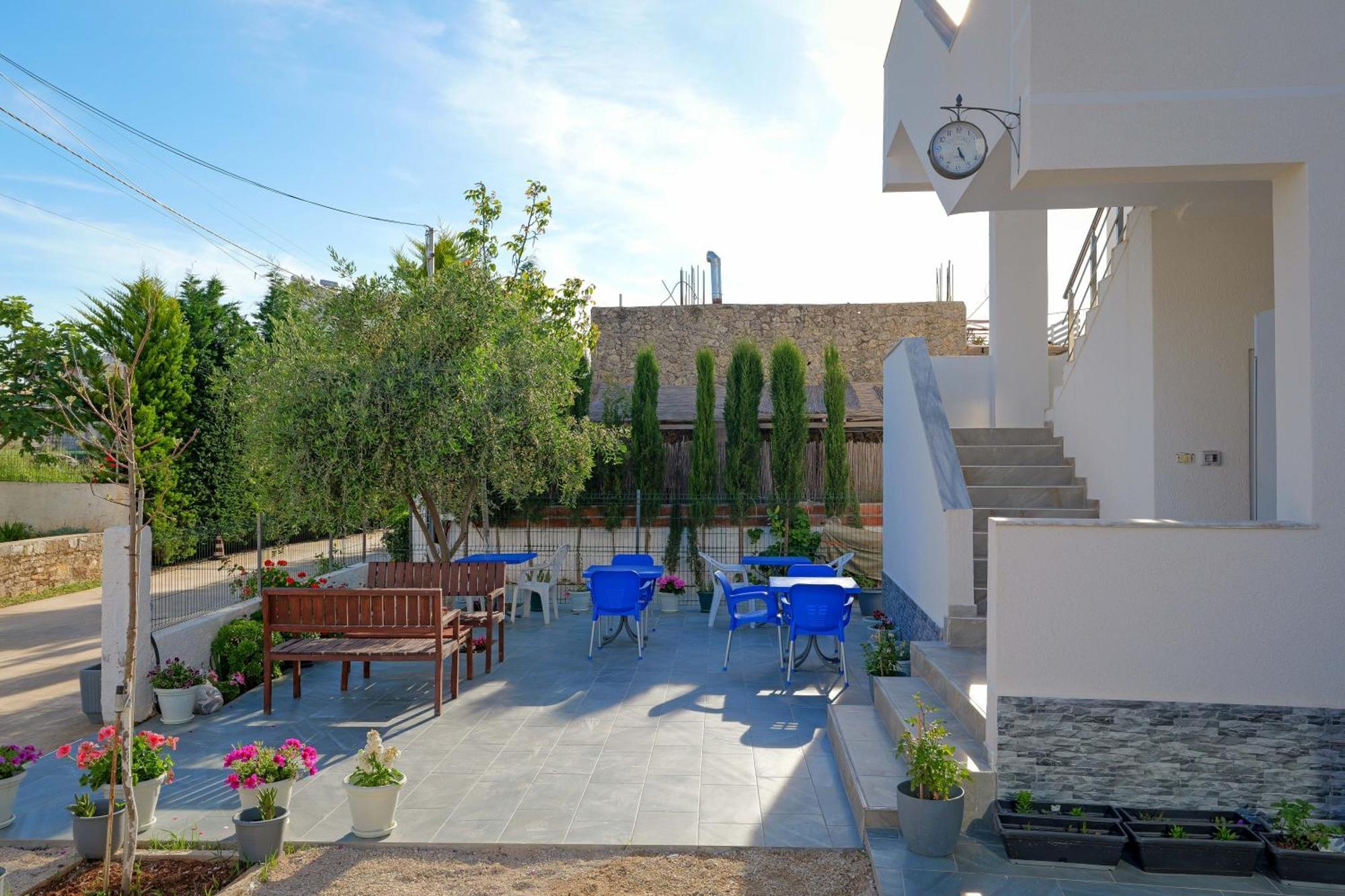 Central Garden Residence Sofia - Free Parking Ksamil Eksteriør billede
